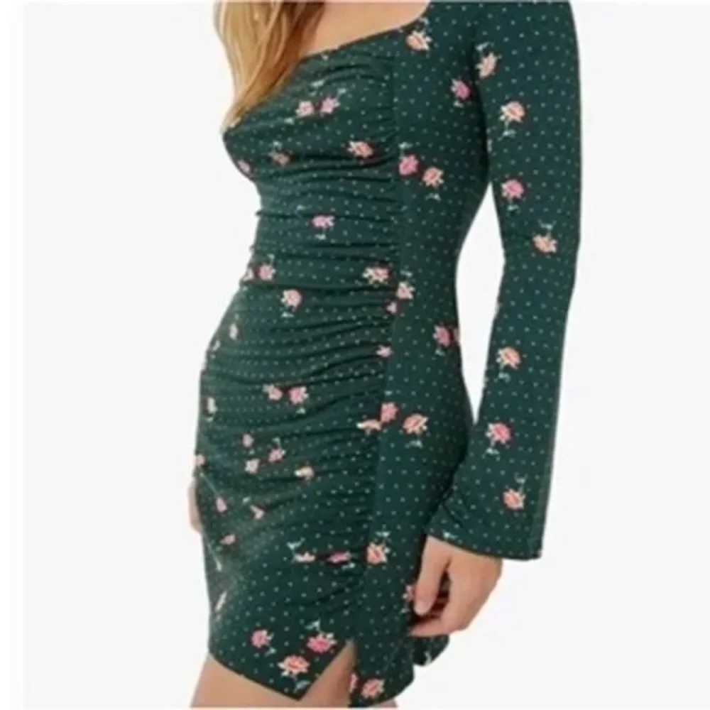 NWT! Free People Green Emerald Celia Floral Square Neck Long Sleeve Dress ♥️